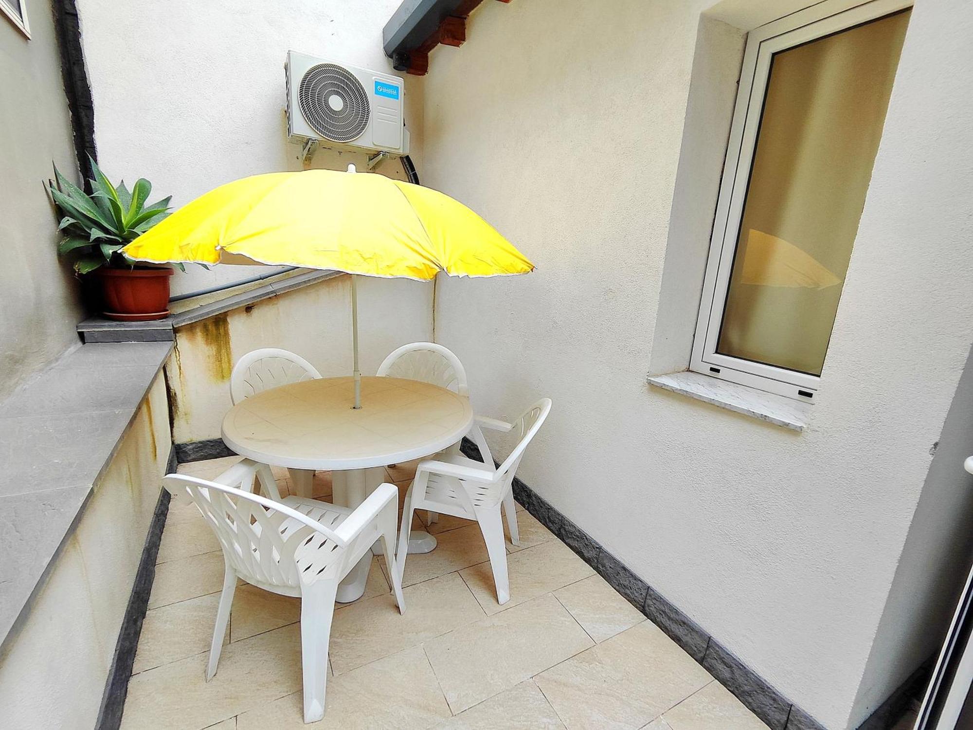 Dreams'S House Apartment คาตาเนีย ภายนอก รูปภาพ